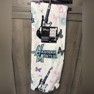 New Disney Hannah Montana 50" x 70" Plush Throw Blanket On Hanger With Tag